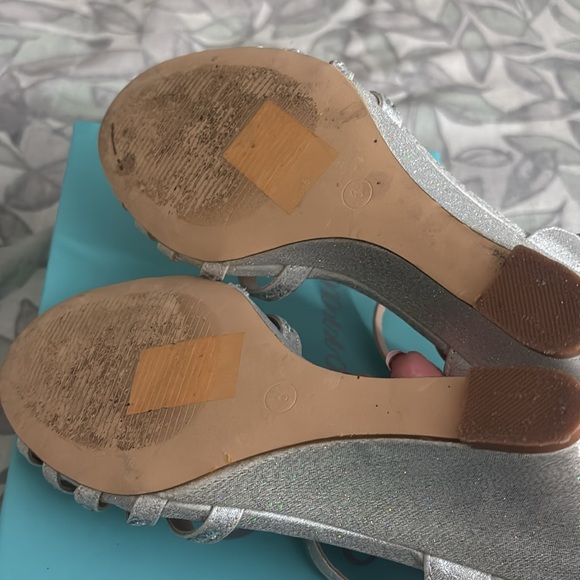 Bridal wedges - Picture 4 of 5